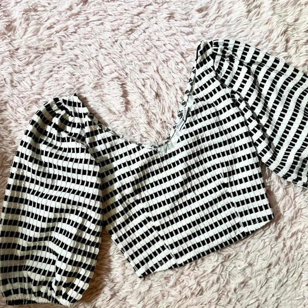 Monochrome Chic‎ Retro Flirty Preppy Puff Sleeve Crop Top Womens S Pinup Urban